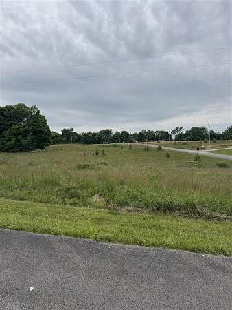 1 Acre of Residential Land for Sale in Cave City, Kentucky
