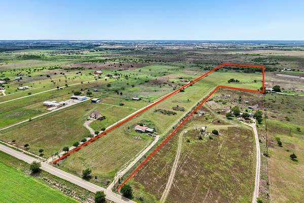 25 Acres of Land for Sale in Creedmoor, Texas