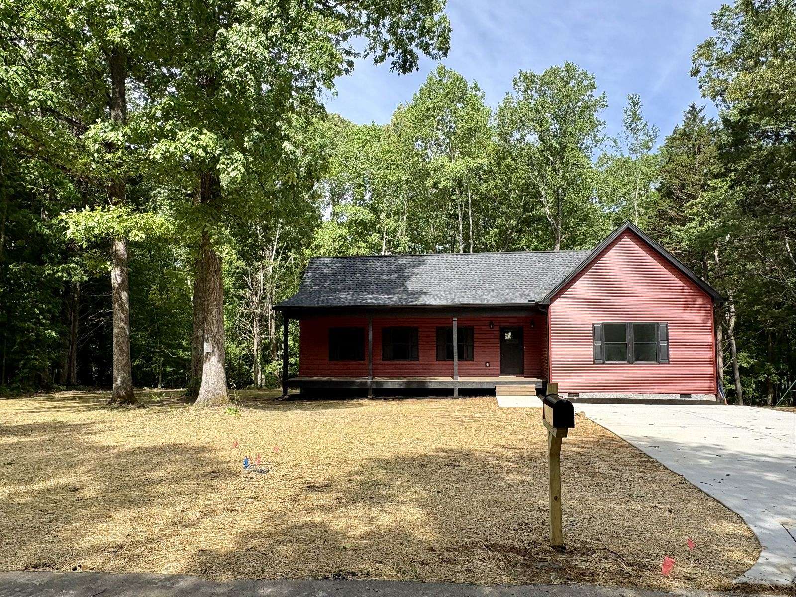 2 Acres of Land with Home for Sale in Dickson, Tennessee