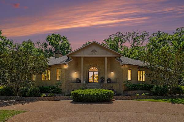 7.33 Acres of Land with Home for Sale in Old Hickory, Tennessee