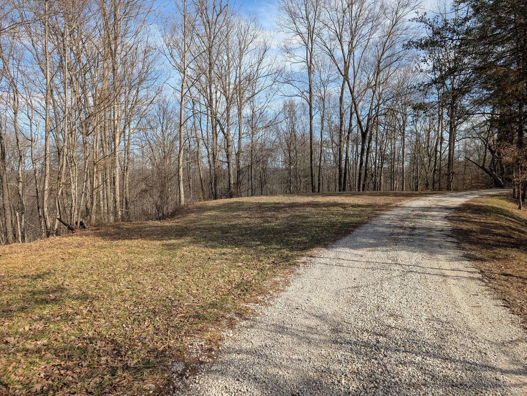 30.7 Acres of Recreational Land for Sale in Beattyville, Kentucky