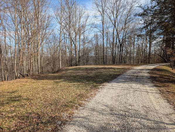 30.7 Acres of Recreational Land for Sale in Beattyville, Kentucky