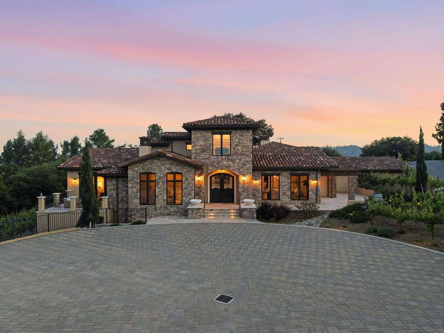 10.4 Acres of Land with Home for Sale in Los Gatos, California