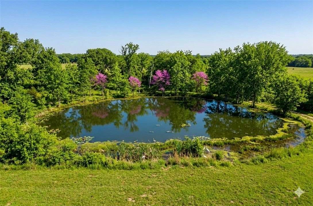 12.9 Acres of Land for Sale in Eureka Springs, Arkansas