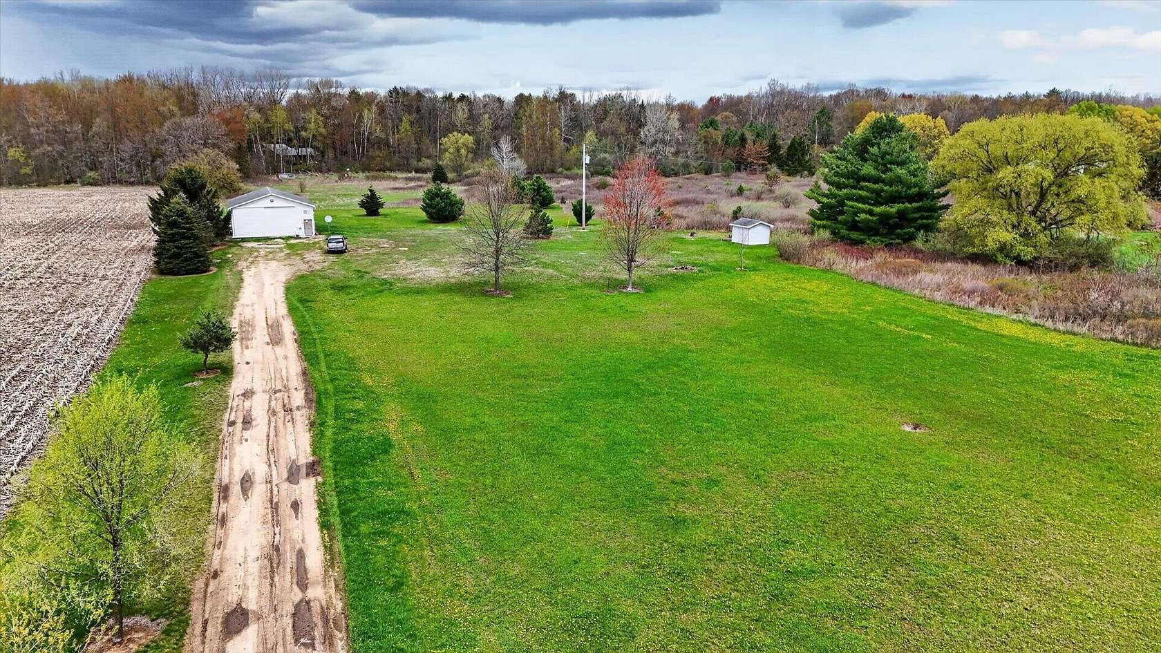8.42 Acres of Residential Land for Sale in Midland, Michigan