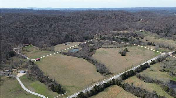 5.23 Acres of Land for Sale in Eureka Springs, Arkansas