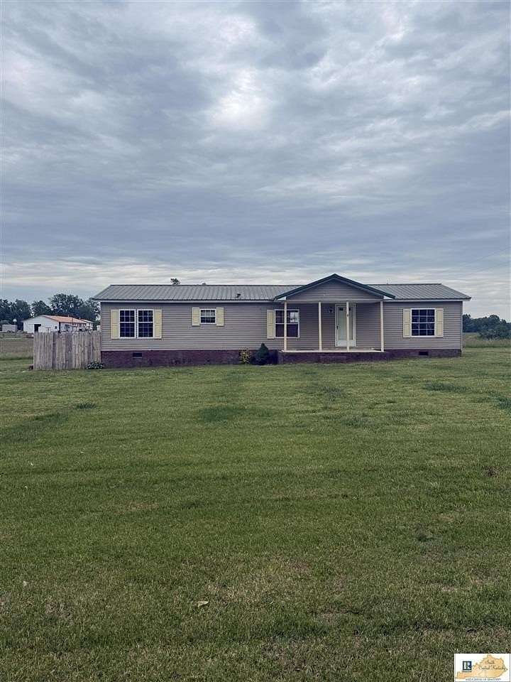 2.2 Acres of Land with Home for Sale in Glasgow, Kentucky