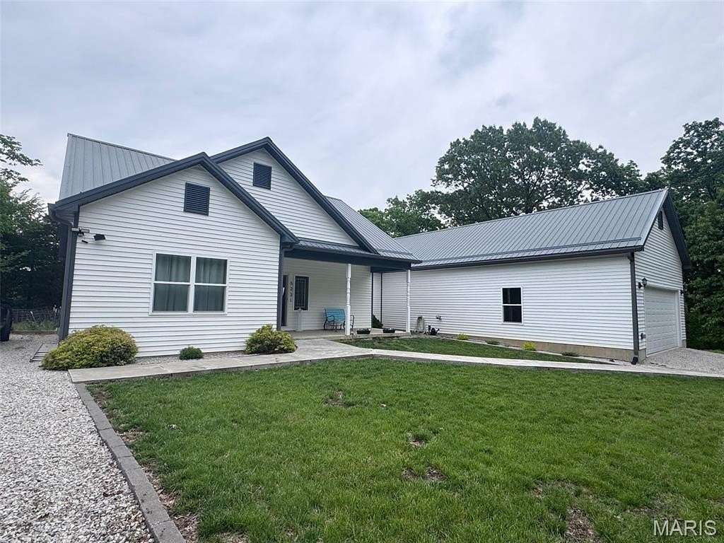 4 Acres of Land with Home for Sale in House Springs, Missouri