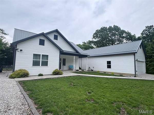 4 Acres of Land with Home for Sale in House Springs, Missouri