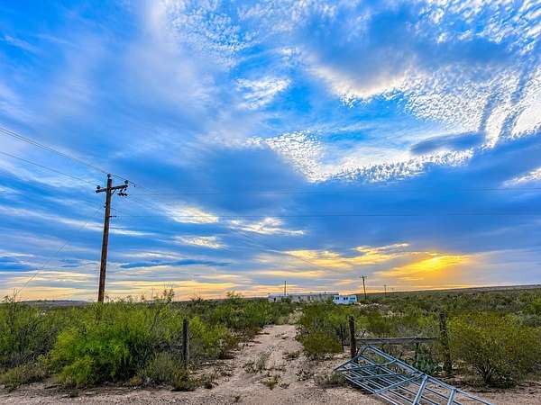 5 Acres of Land for Sale in Fort Stockton, Texas