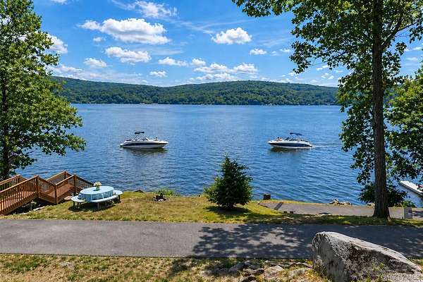 0.8 Acres of Residential Land for Sale in Greenwood Lake, New York