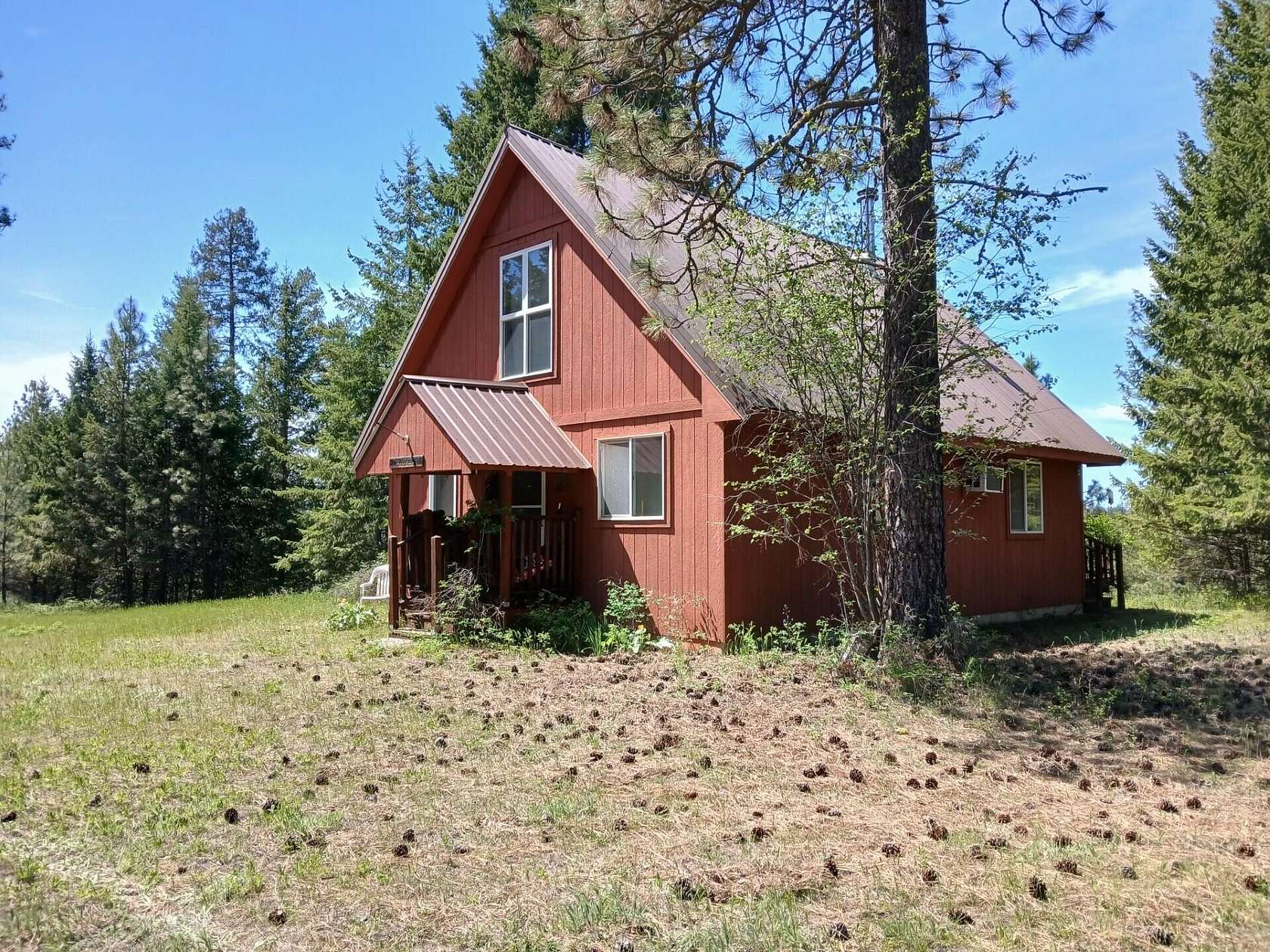 21 Acres of Recreational Land with Home for Sale in Valley, Washington