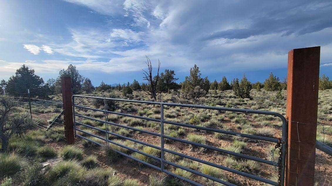 9.83 Acres of Residential Land for Sale in Prineville, Oregon