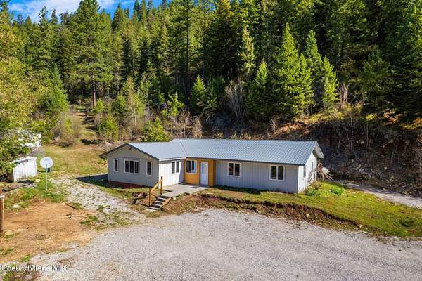 17.4 Acres of Land with Home for Sale in Sandpoint, Idaho