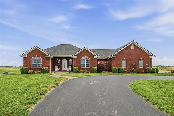 1.5 Acres of Land with Home for Sale in Horse Cave, Kentucky