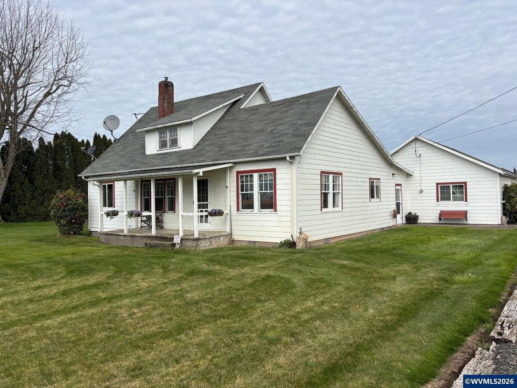 1.86 Acres of Land with Home for Sale in Salem, Oregon