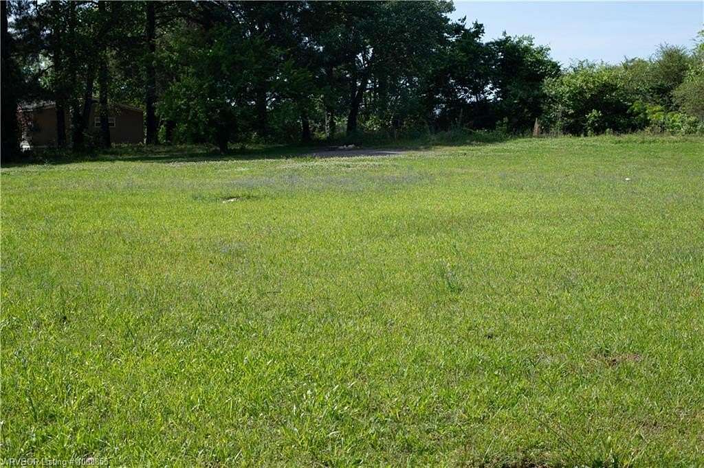 1 Acre of Residential Land for Sale in Lavaca, Arkansas
