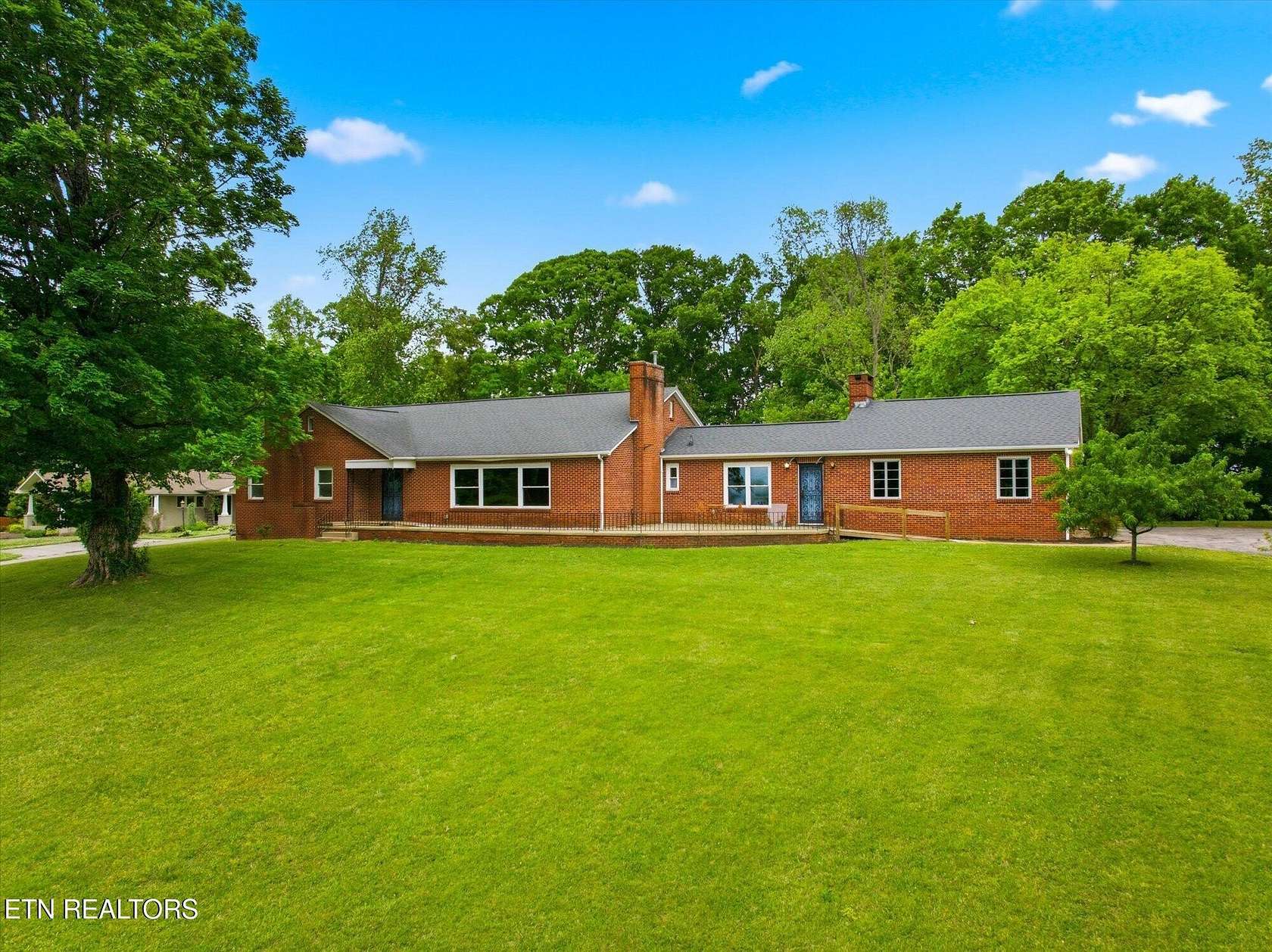 1.52 Acres of Land with Home for Sale in Knoxville, Tennessee