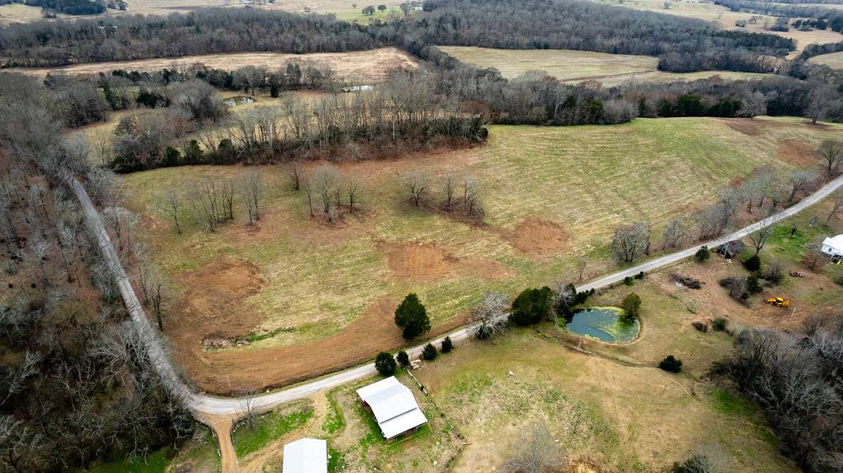 21.7 Acres of Recreational & Residential Land for Sale in Prospect, Tennessee
