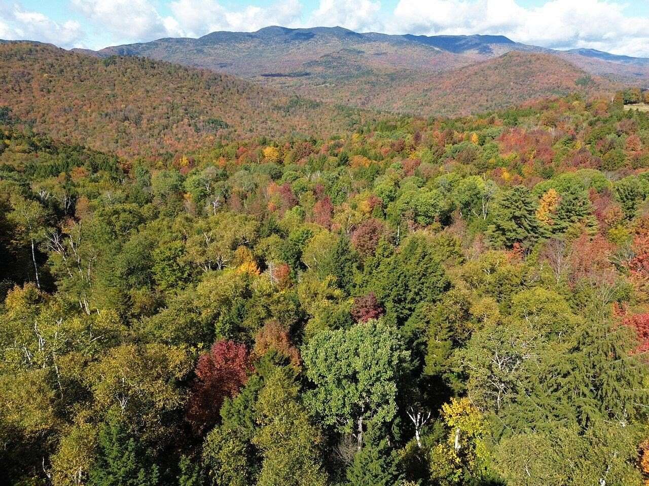 6.4 Acres of Mixed-Use Land for Sale in Warren, Vermont