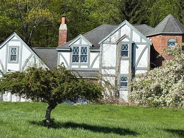 4 Acres of Land with Home for Sale in Altamont, New York