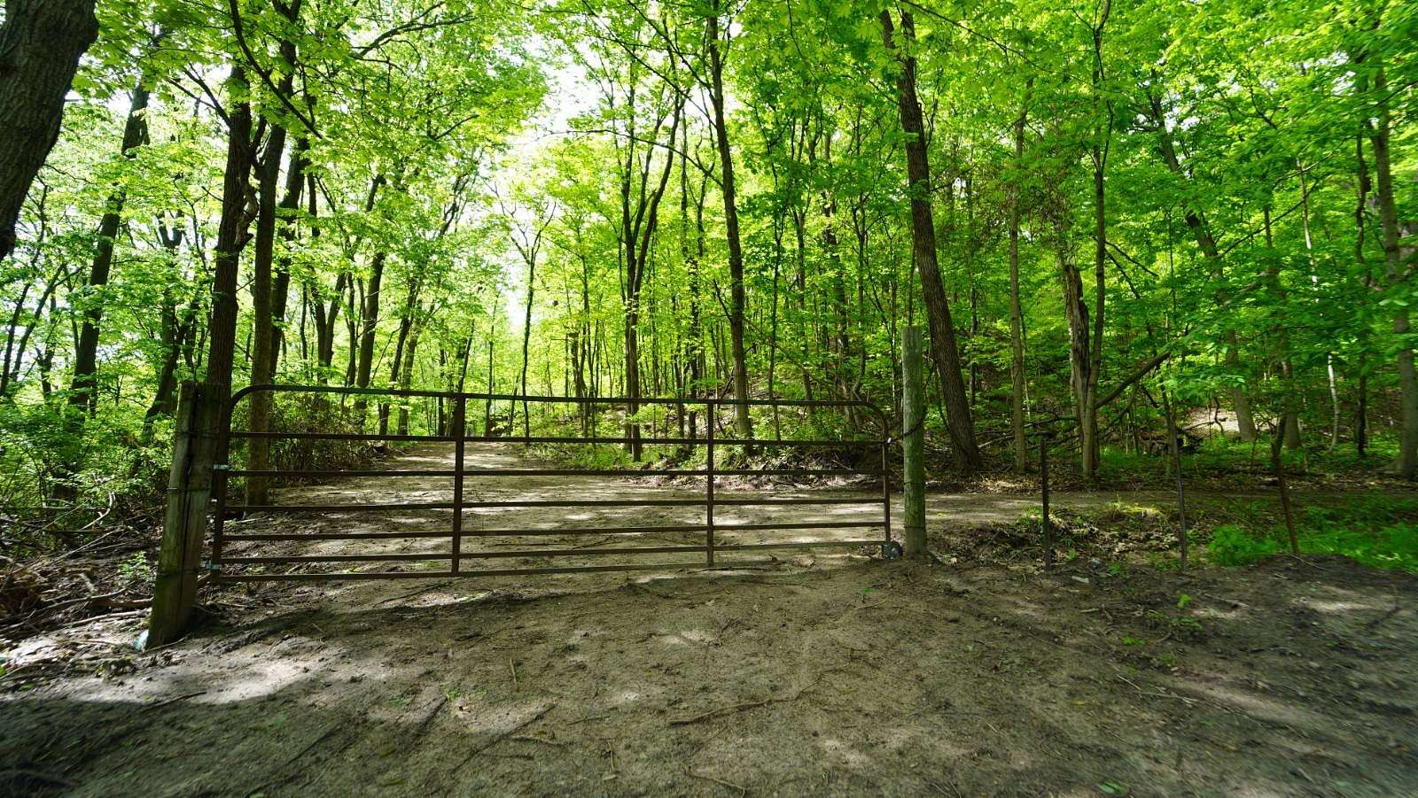 8 Acres of Residential Land for Sale in Peoria, Illinois