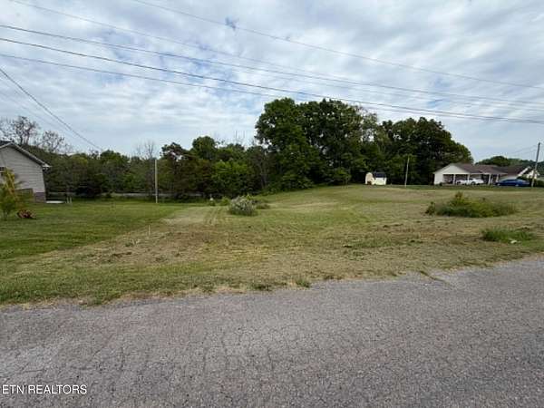 0.45 Acres of Residential Land for Sale in New Tazewell, Tennessee