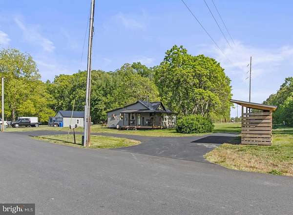 2 Acres of Land with Home for Lease in Faulkner, Maryland