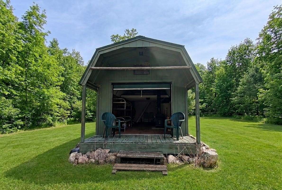 1 Acre of Residential Land for Sale in Harrison, Michigan