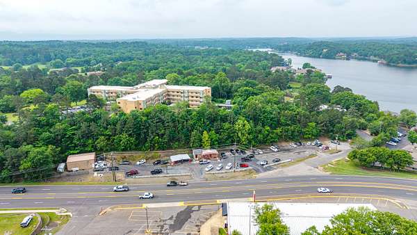 1.54 Acres of Improved Commercial Land for Sale in Hot Springs, Arkansas