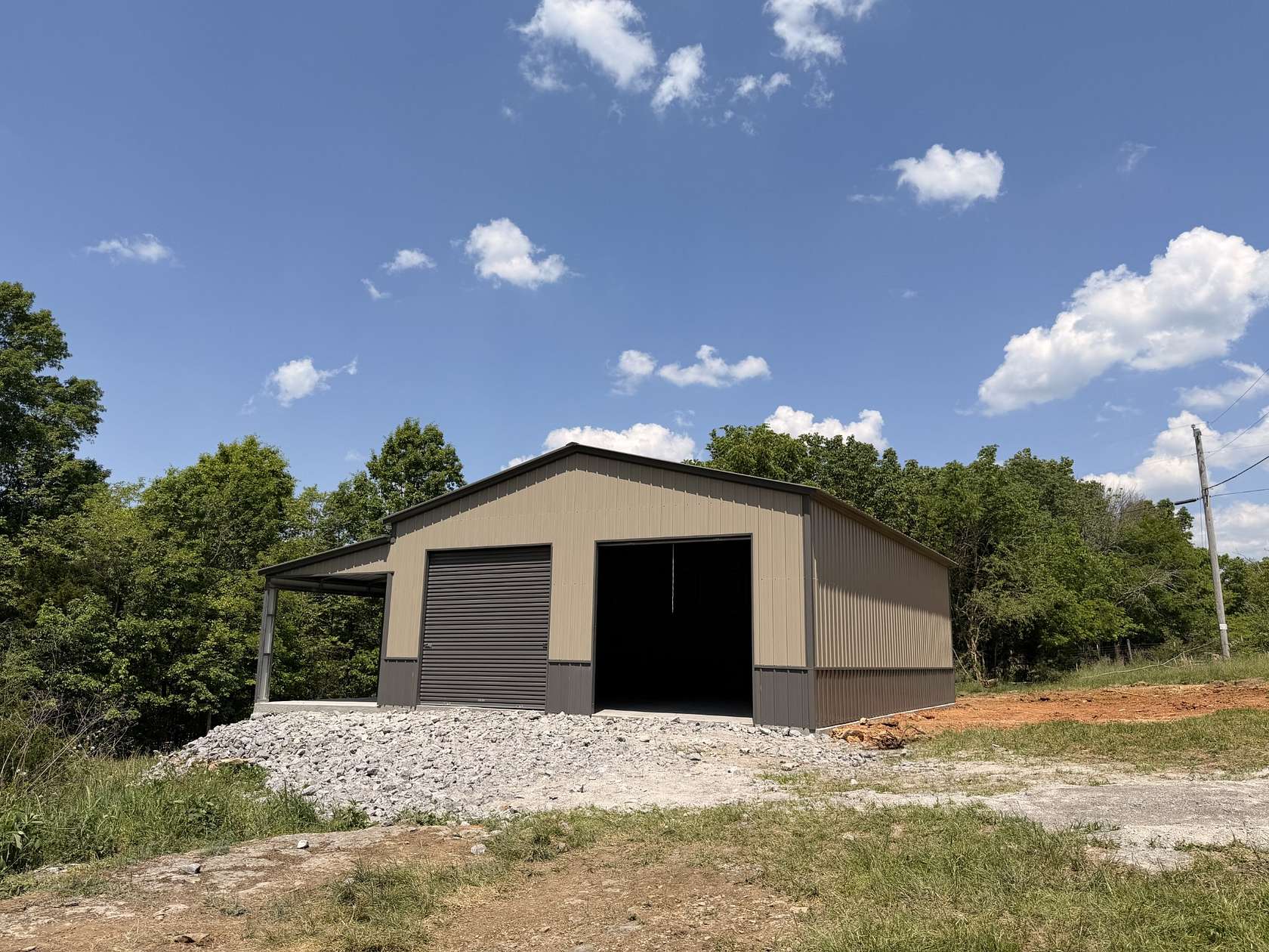 10 Acres of Land for Sale in Lascassas, Tennessee