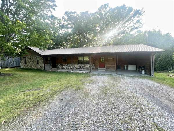 1.75 Acres of Land with Home for Sale in Marshall, Arkansas