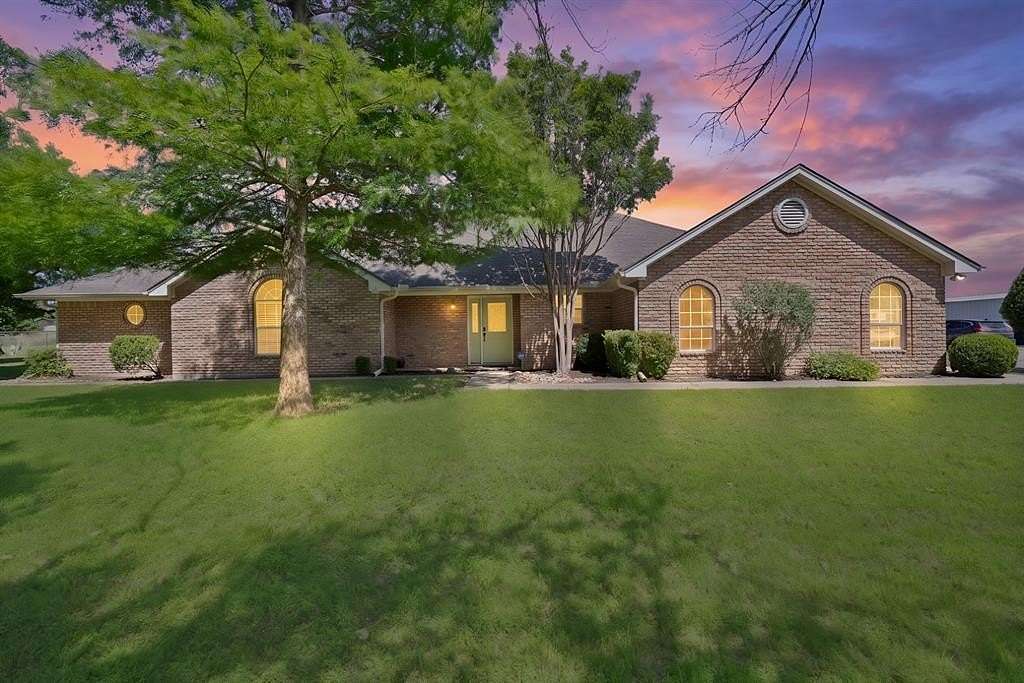 6.19 Acres of Land with Home for Sale in Weatherford, Texas