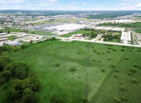 12 Acres of Commercial Land for Sale in Greenville, Texas