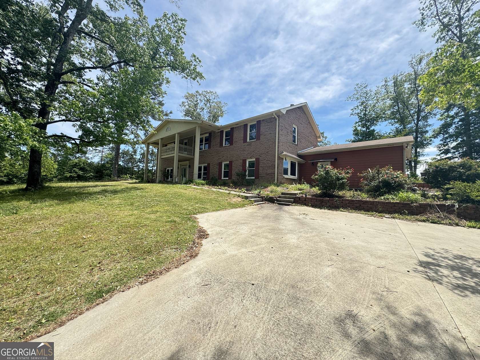 15.2 Acres of Land with Home for Sale in Griffin, Georgia