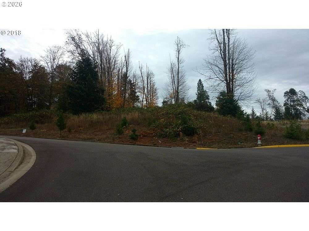 0.25 Acres of Residential Land for Sale in Oakridge, Oregon