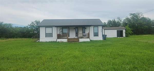 8 Acres of Land with Home for Sale in Lone Oak, Texas