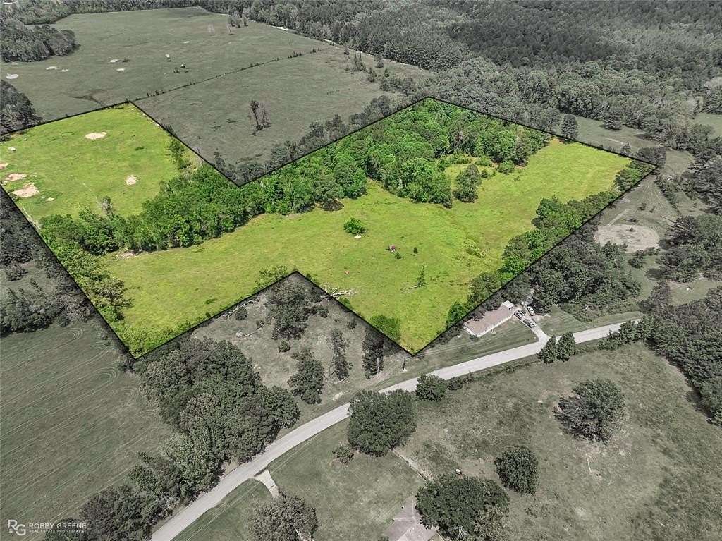 25 Acres of Land for Sale in Springhill, Louisiana