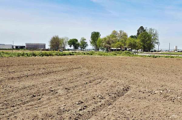 3.17 Acres of Residential Land for Sale in Fruitland, Idaho