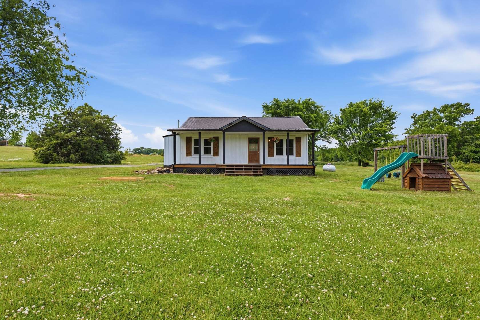 4 Acres of Land with Home for Sale in Lewisburg, Tennessee