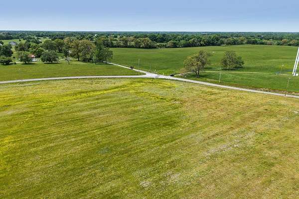 2.16 Acres of Mixed-Use Land for Sale in Smithville, Tennessee
