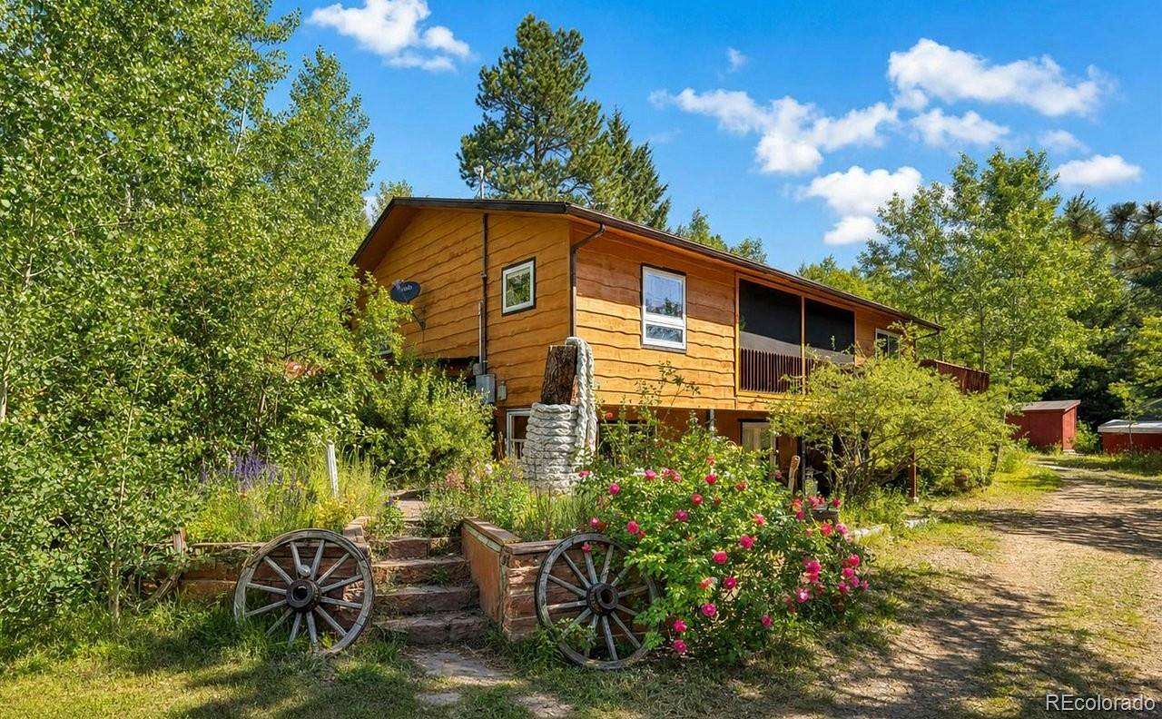 1.54 Acres of Land with Home for Sale in Lyons, Colorado
