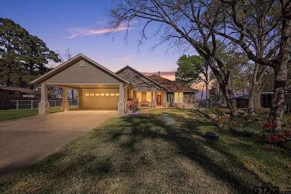 2 Acres of Land with Home for Sale in Chandler, Texas