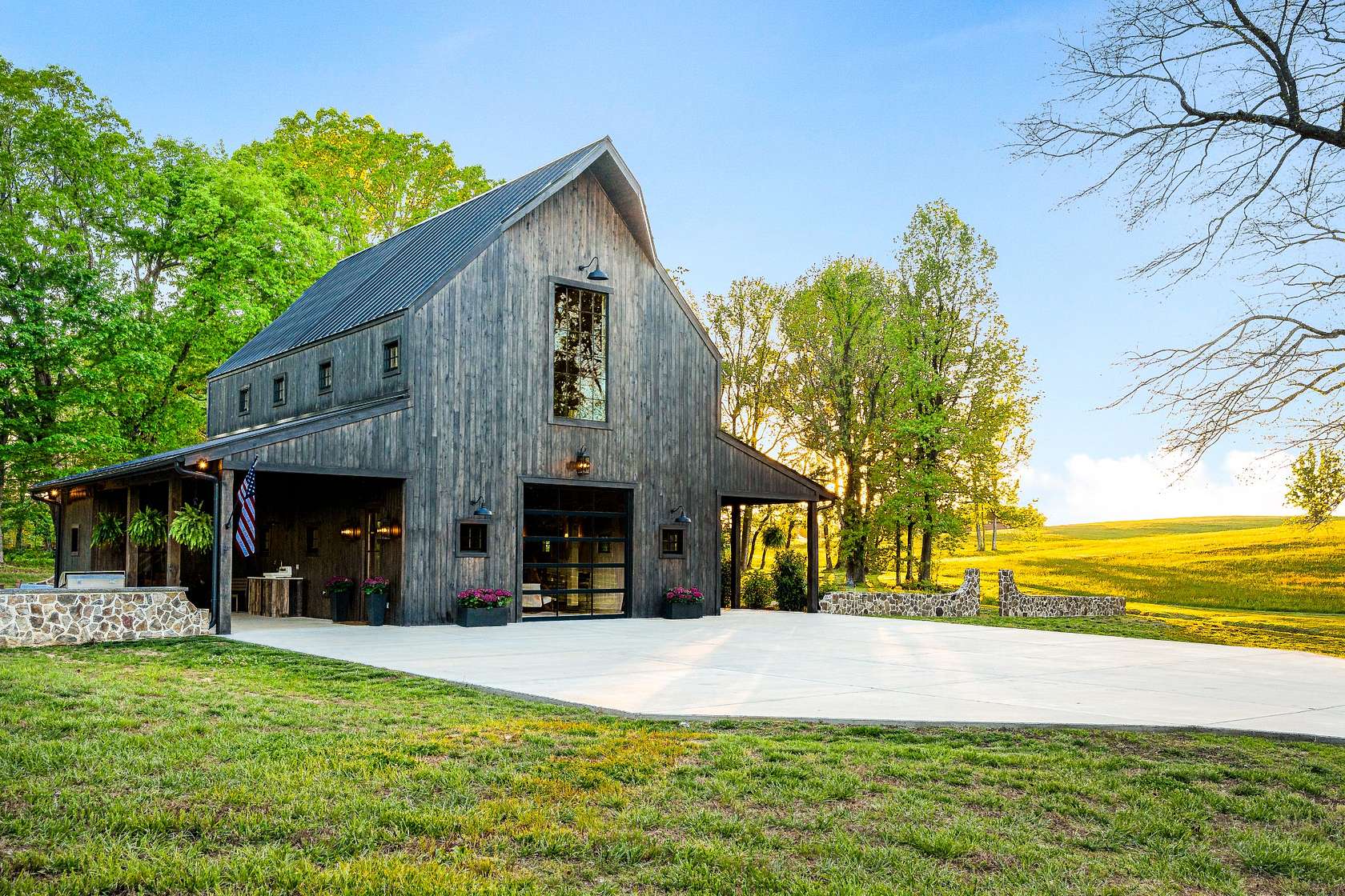 14.5 Acres of Land with Home for Sale in Dickson, Tennessee