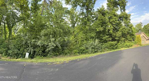 0.37 Acres of Residential Land for Sale in Loudon, Tennessee