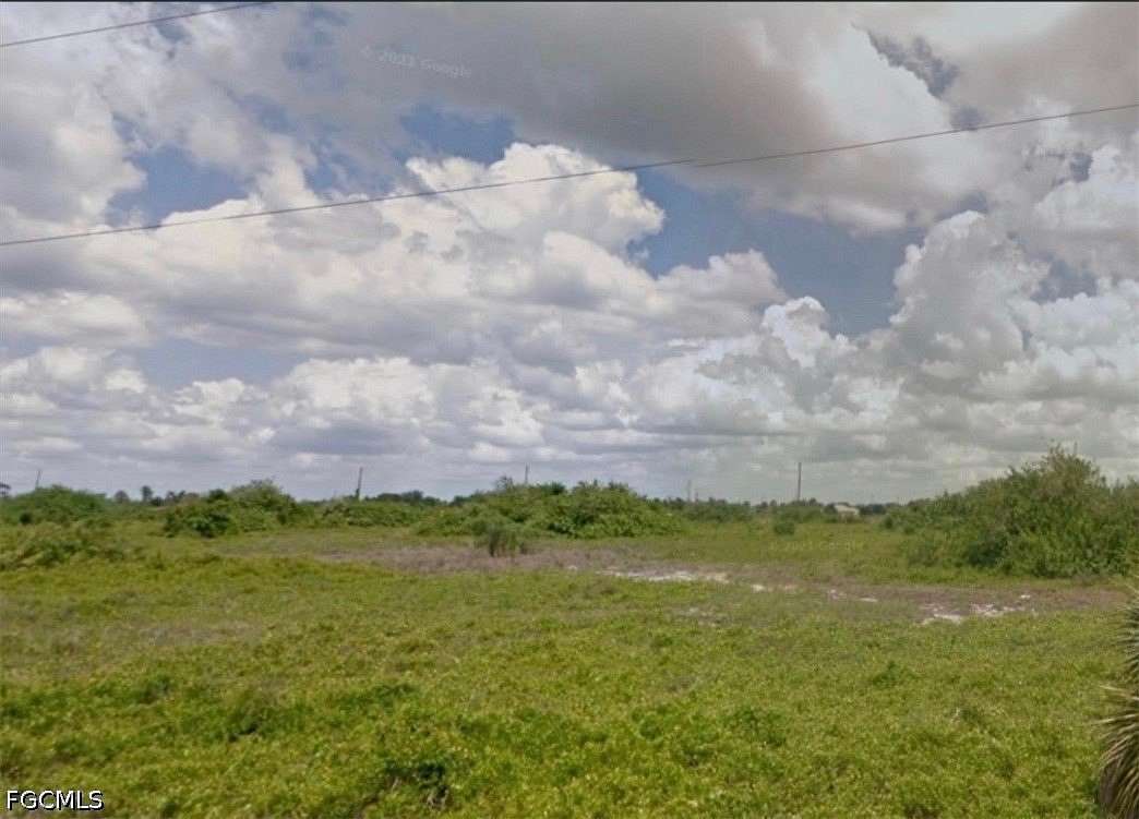 0.5 Acres of Residential Land for Sale in Lehigh Acres, Florida