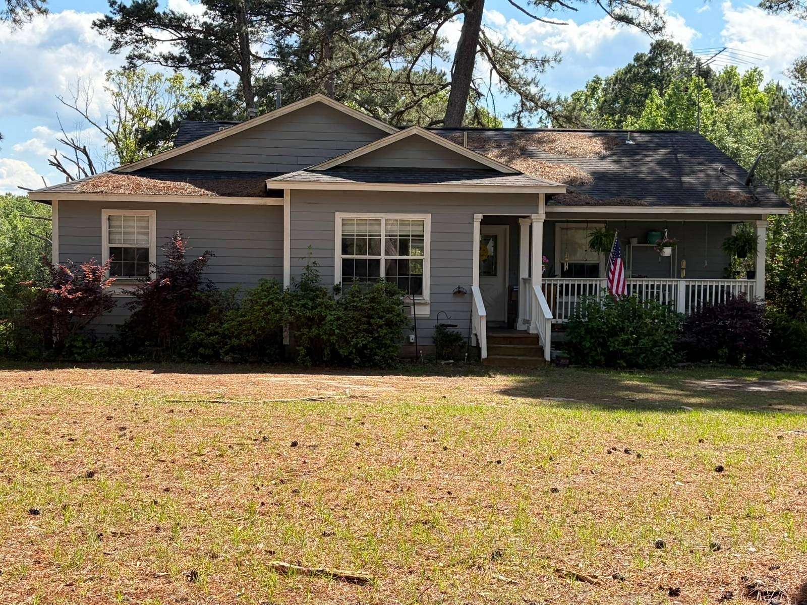 3 Acres of Land with Home for Sale in Magnolia, Arkansas