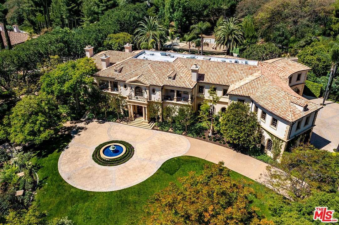 3.63 Acres of Land with Home for Lease in Beverly Hills, California