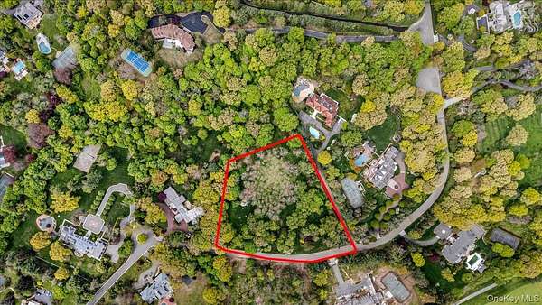3.13 Acres of Residential Land for Sale in Old Westbury, New York