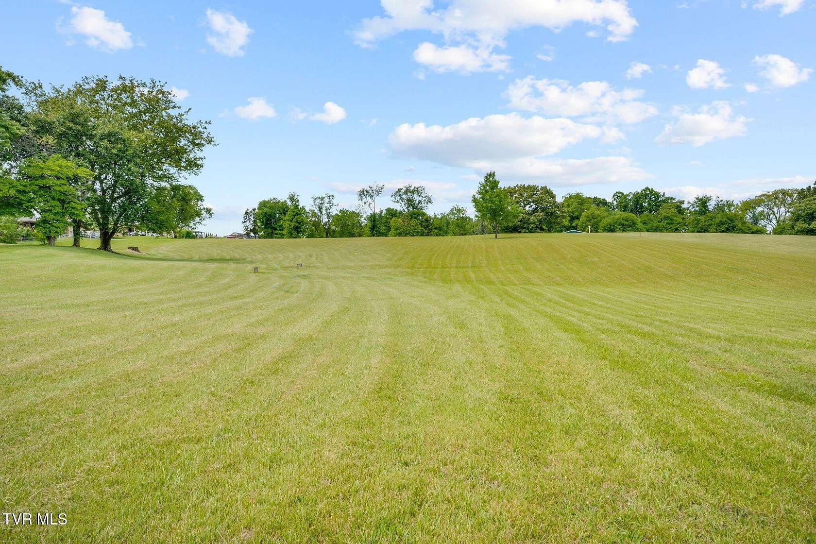 0.98 Acres of Residential Land for Sale in Greeneville, Tennessee
